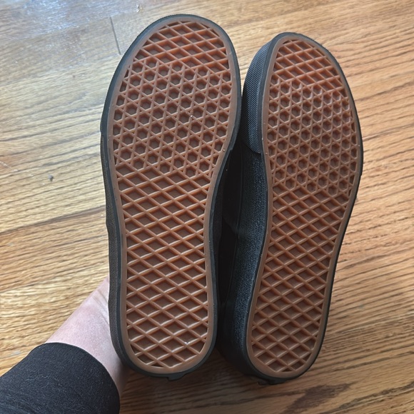 Women’s Vans size 8.5 - Picture 4 of 4
